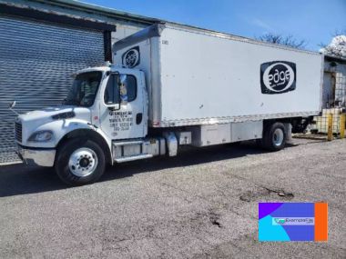 Box truck